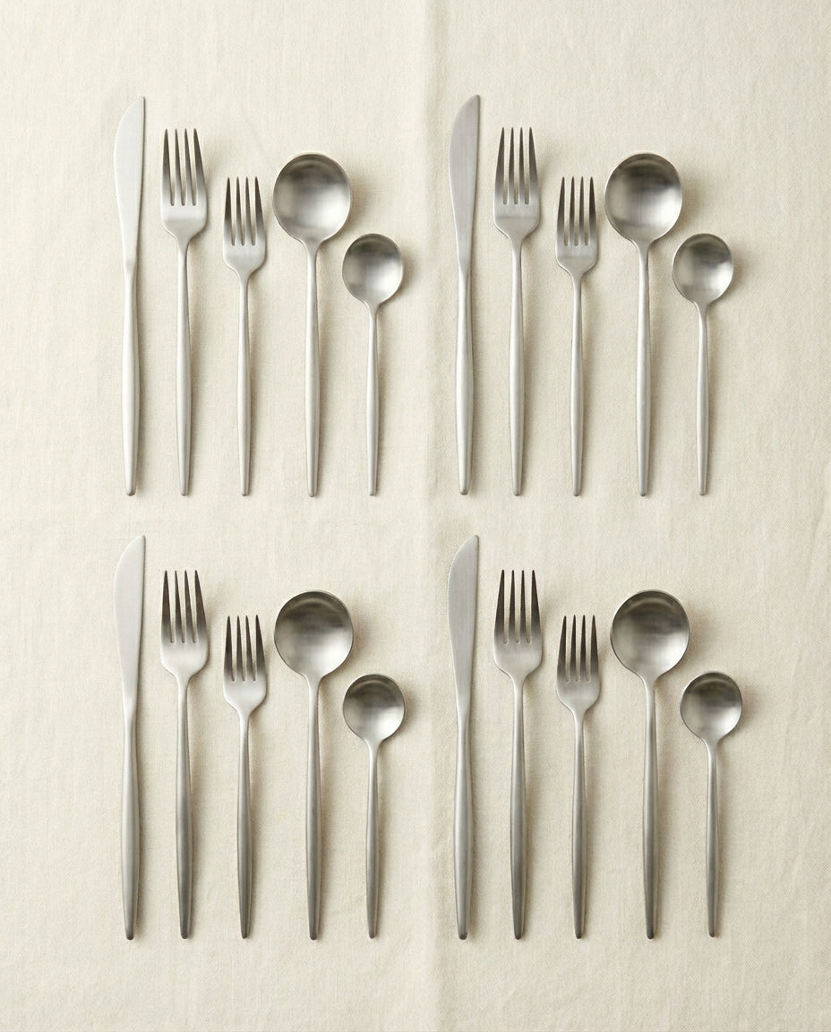 Minimalistiskt Bestick – Mattlackerat Bestick för 4–16 Pers