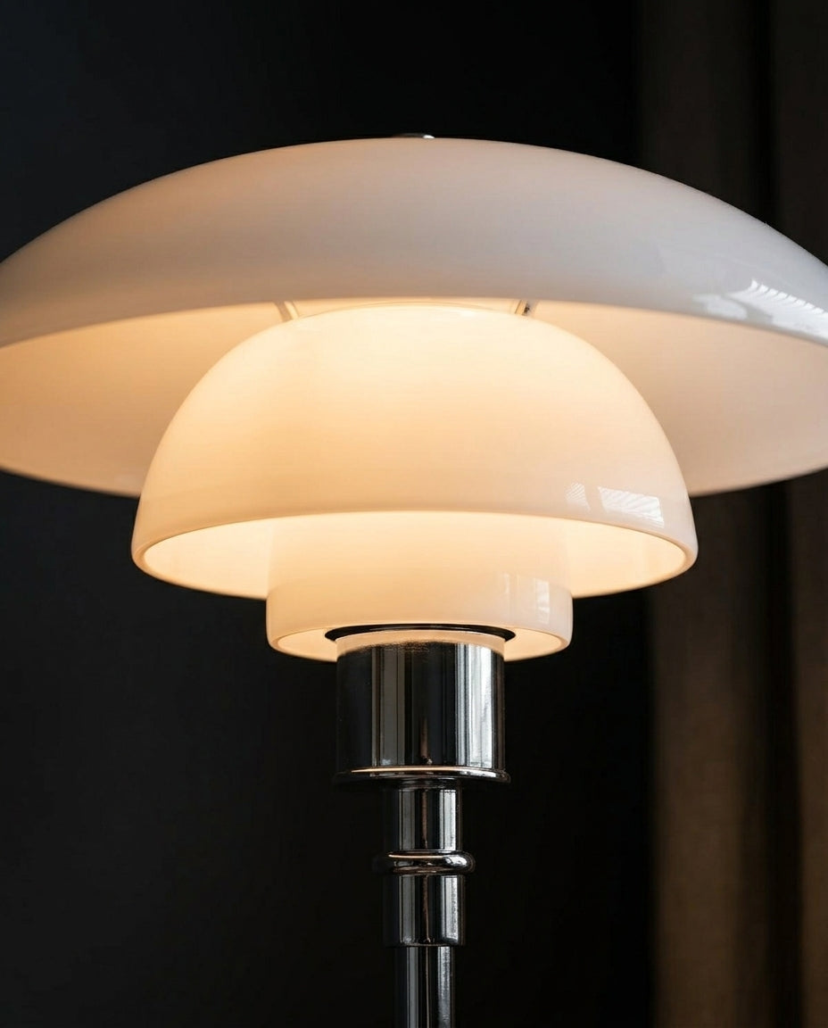 LED-bordslampa – Skandinavisk design | Järn & glas