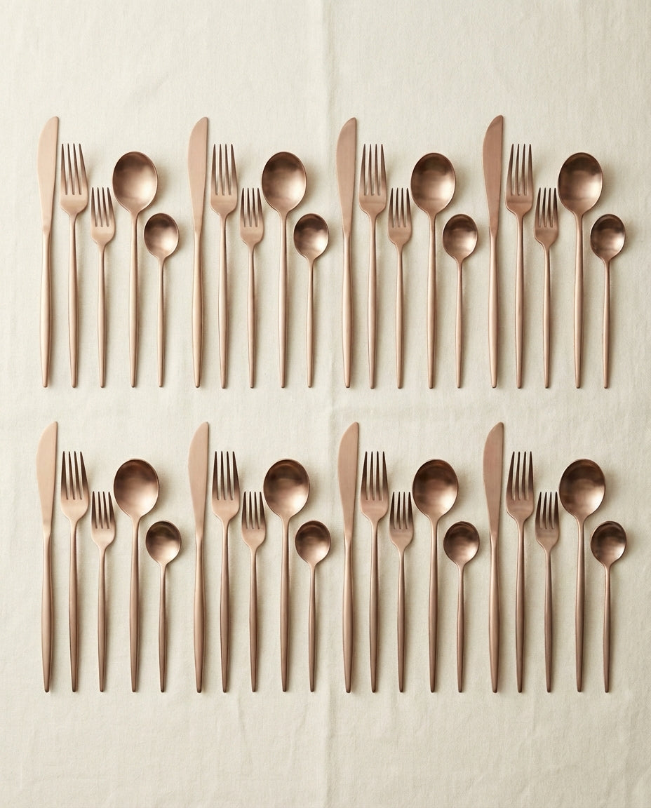 Minimalistiskt Bestick – Mattlackerat Bestick för 4–16 Pers