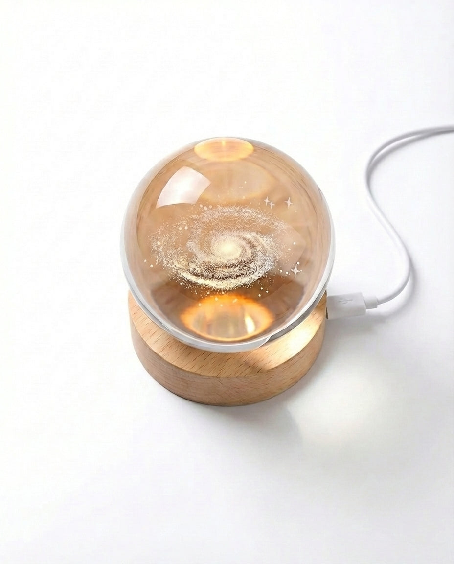 3D Kristallsfärlampa | Lasergraverad Rymdnattlampa