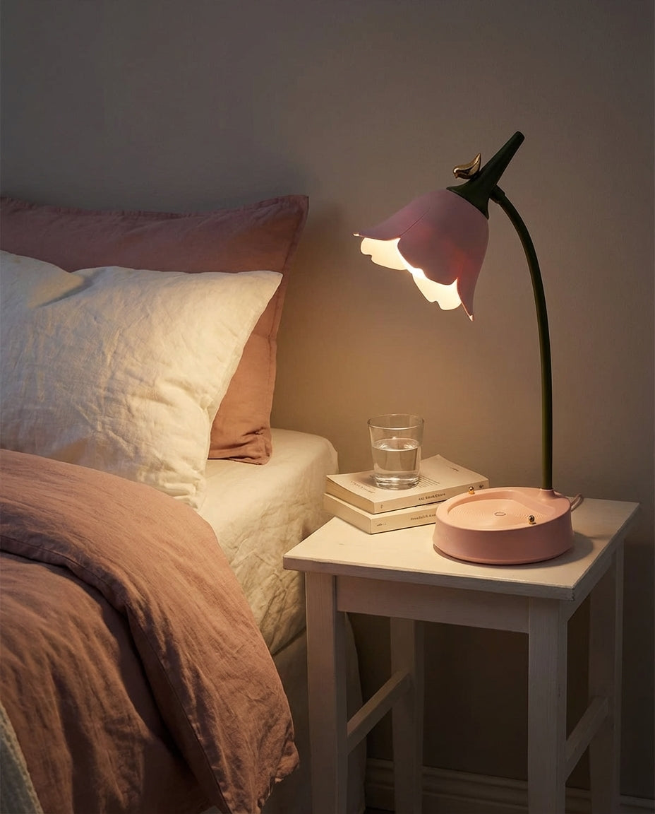 Blomformad bordslampa | BloomGlow – Touch & Dimbar LED