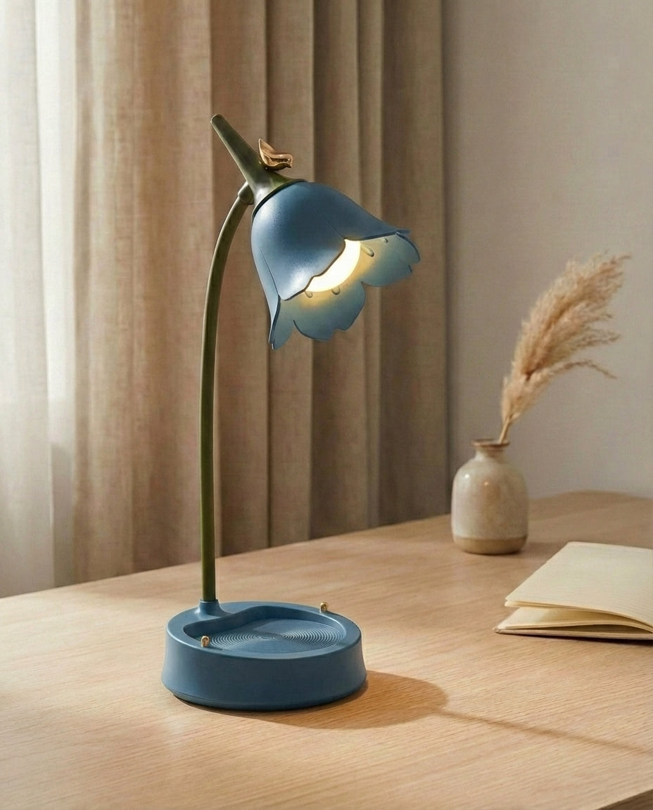 Blomformad bordslampa | BloomGlow – Touch & Dimbar LED