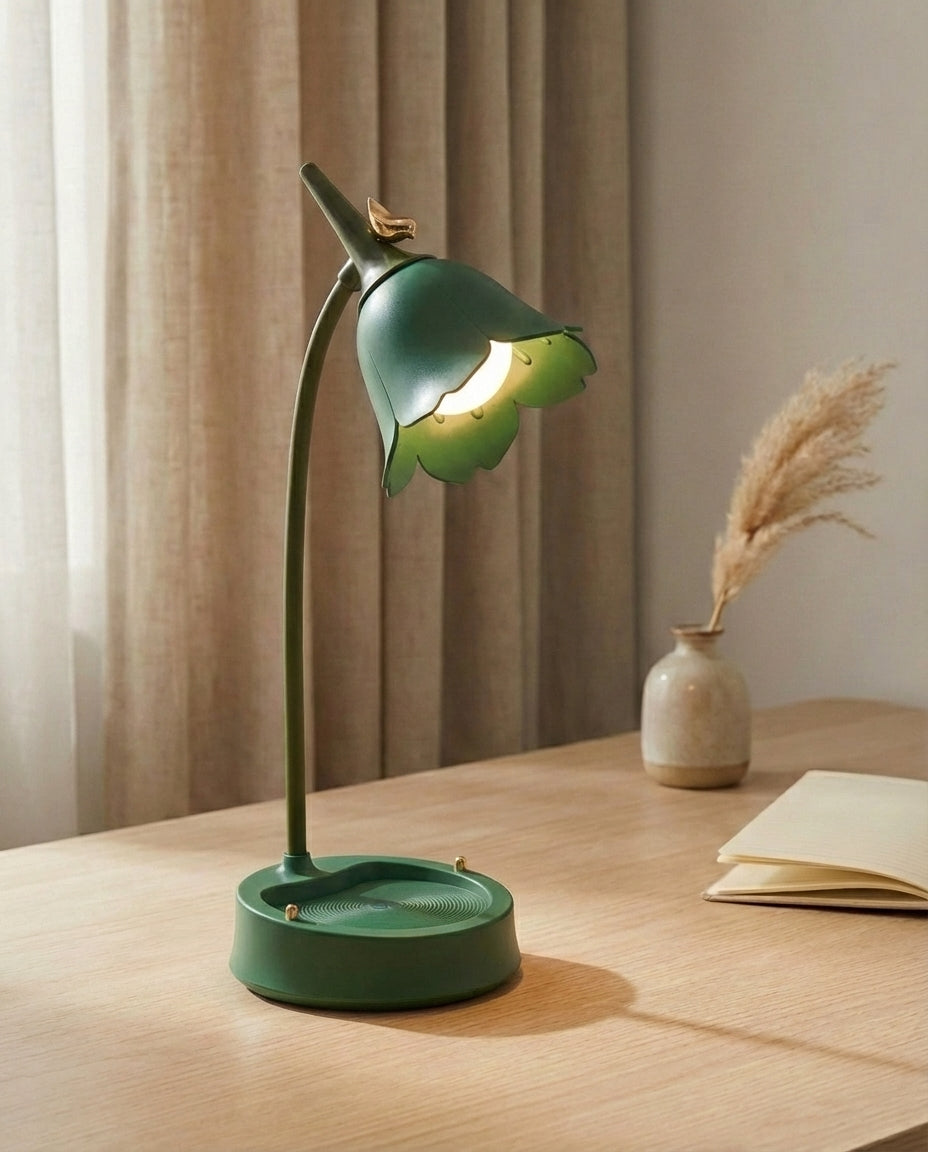 Blomformad bordslampa | BloomGlow – Touch & Dimbar LED