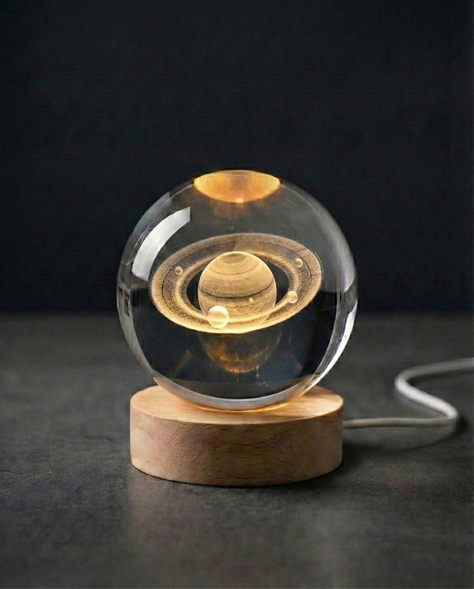 3D Kristallsfärlampa | Lasergraverad Rymdnattlampa