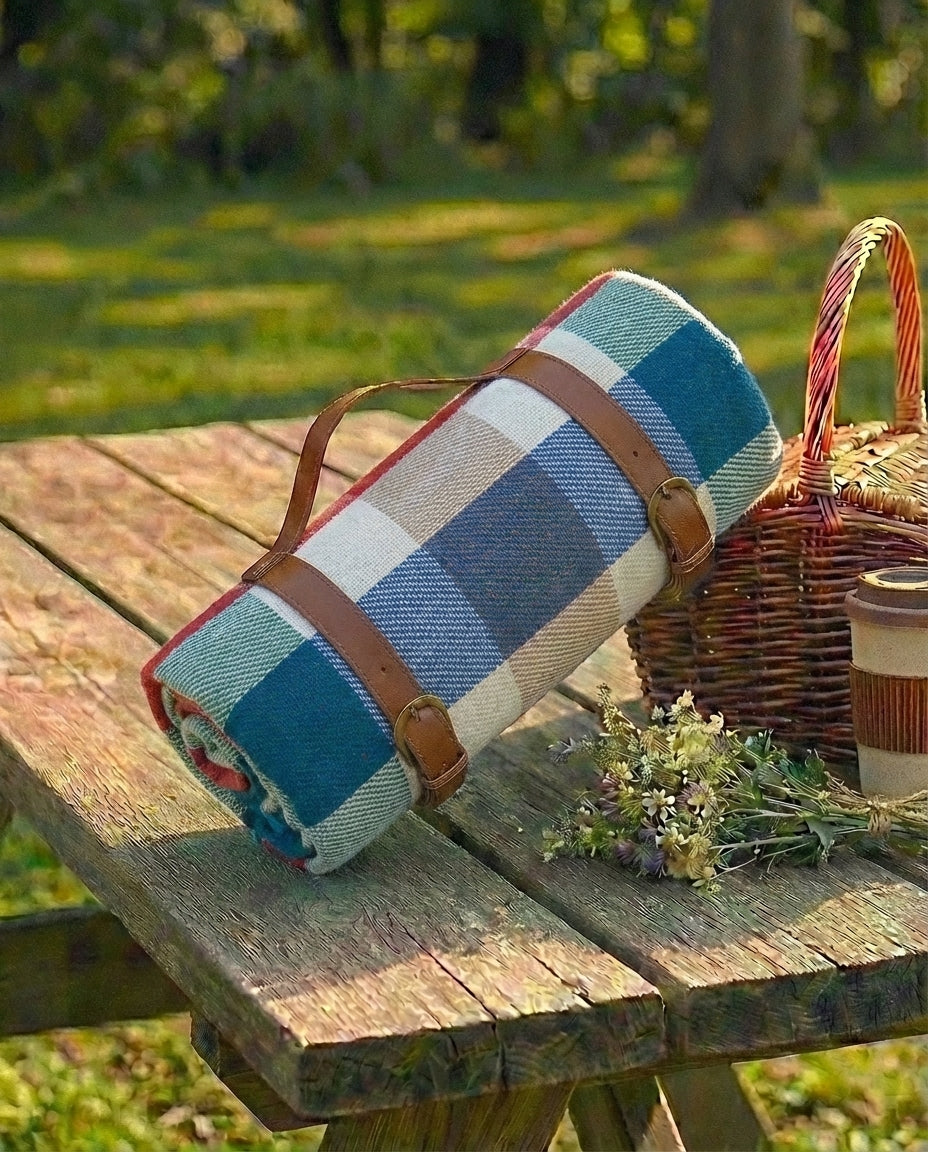 Vattentät picknickfilt – vikbar sandfri utomhusmatta