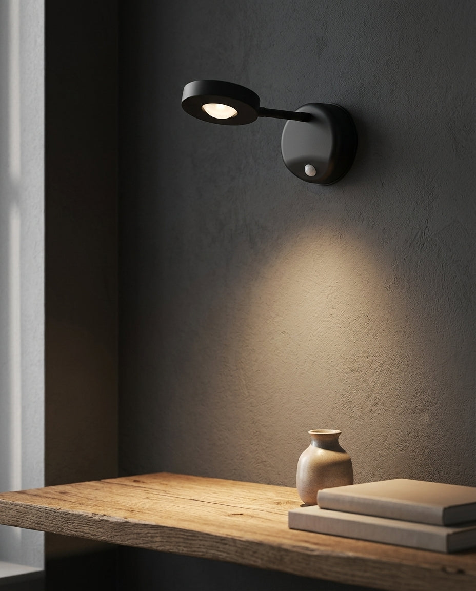 Trådlös LED-spotlight med rörelsesensor | LumaSwivel 360